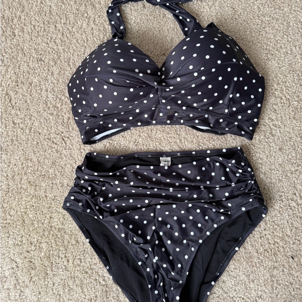 Temp me “Pinup” Polka Dot Halter Bikini Set - Black and White
